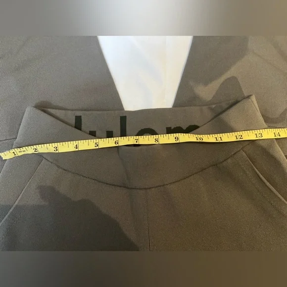 Lululemon Relaxed Pants Fit HR Knit Crop 24” Nomad Size : XS - Picture 15 of 16